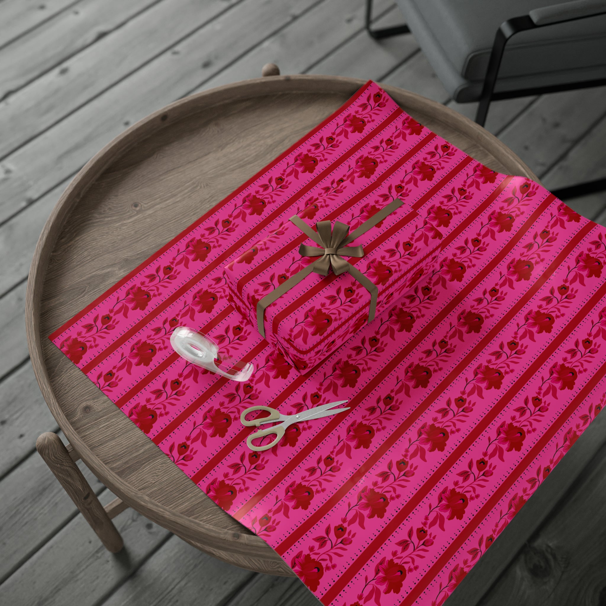 Pink country maximalist gift wrap