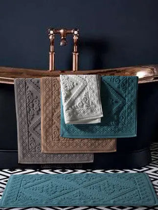 bath mats and towels for the bathroom from ramble and roam co