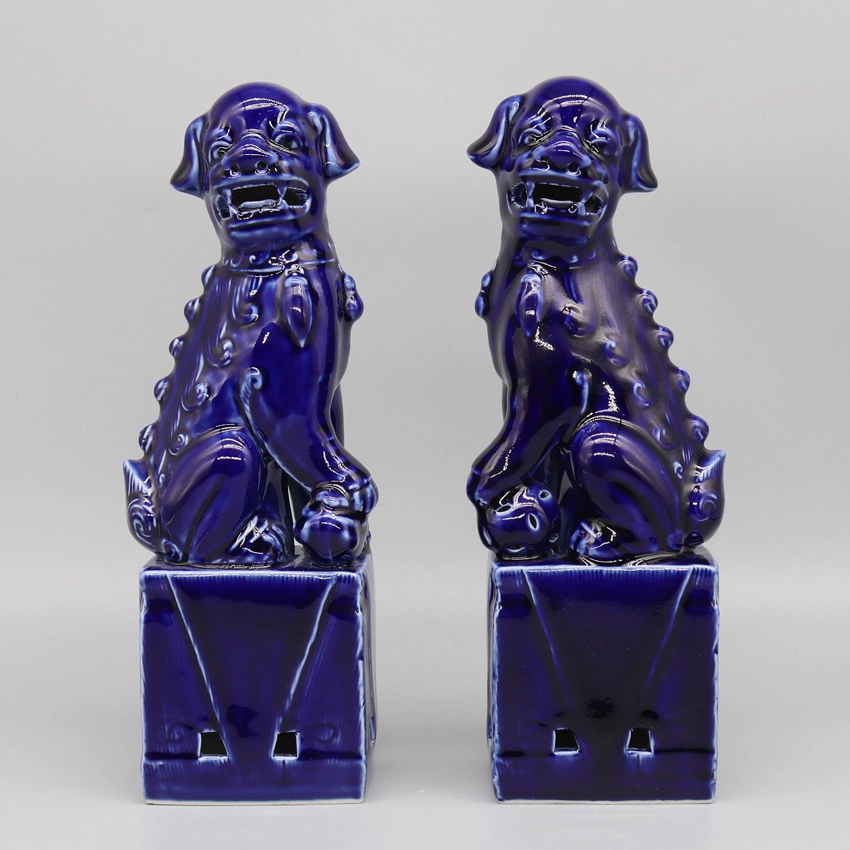 Pair of Foo Dogs, ceramic scultpure