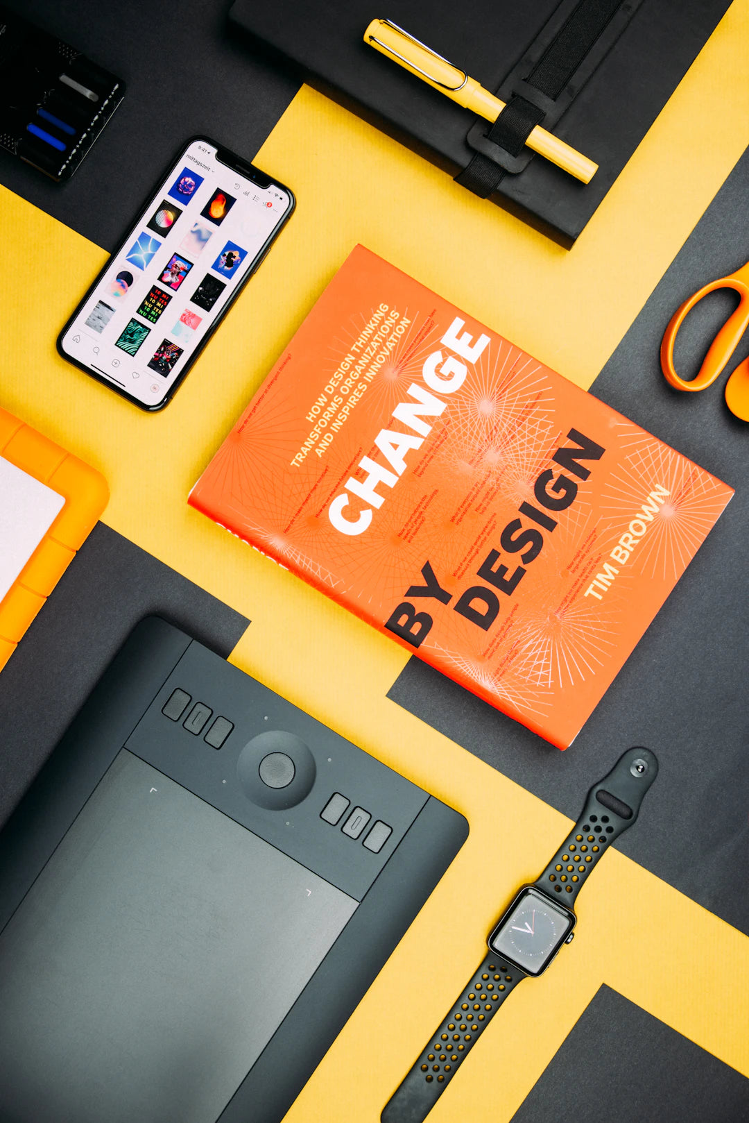 The Art of Chaos and Harmony in Maximalist Design