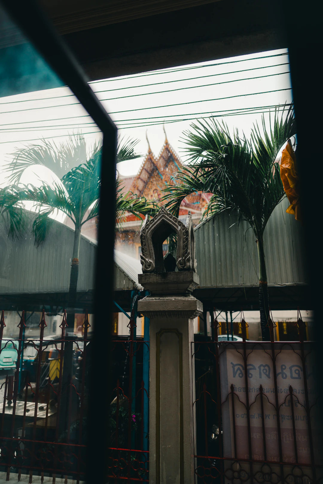 The Vibrant Tapestry of Travel and Culture in Maximalist Decor