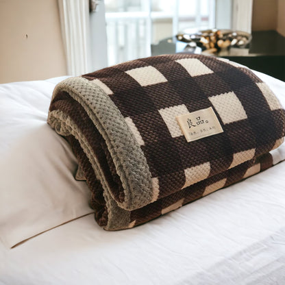 Cozy Plaid Chenille Bed Blanket